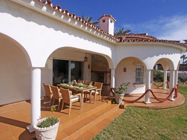 Marbella Beachfront first line is a villa with privet swimming pool and access to the sea in a beautiful place on costa del Sol.