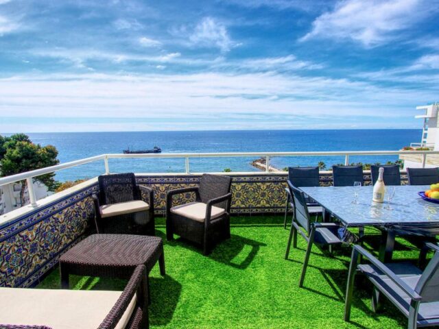 Best Unique beachfront Penthouse Marbella Center 400m2 cheap offer for luxury penthouse in the center of MarbellaBest Unique beachfront Penthouse Marbella Center 400m2 cheap offer for luxury penthouse in the center of Marbella
