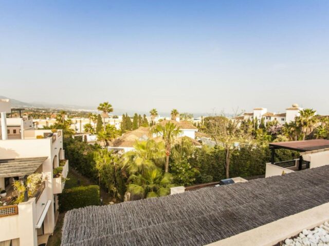 300 SQM Penthouse · Private Swimming pool · BBQ  is amazing apartment to stay for a vacation in Marbella Puerto Banus. Cheap choice