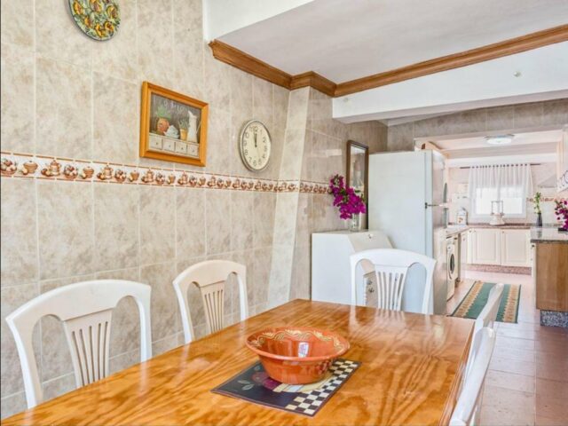 4 bedrooms villa at Marbella 200 m away from the beach with sea view private pool and furnished terrace