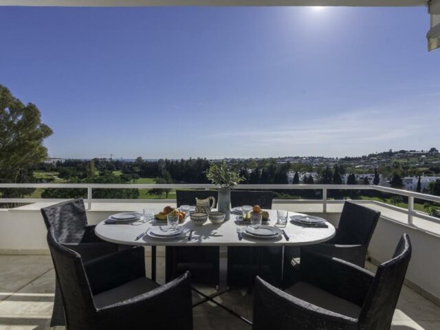 PENTHOUSE FIRST LINE GOLF - MARBELLA pretty bright penthouse next to a golf course with beautiful view