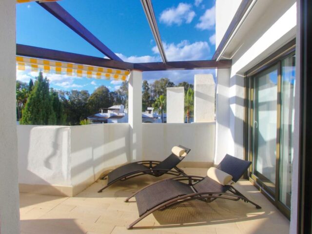 Beautiful Modern golden beach duplex penthouse low price rent apartment in Elviria Marbella with swimming pool and beachfront