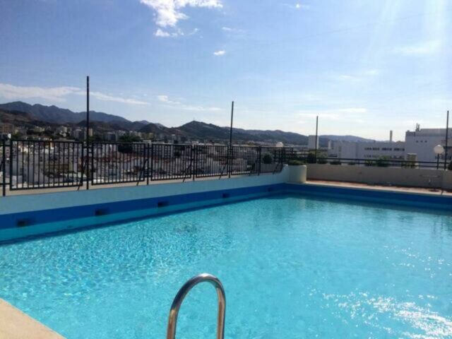 Sea view 1st line on the beach! Center! /Rooftop pool apartment with beach access, perfect family holidays 