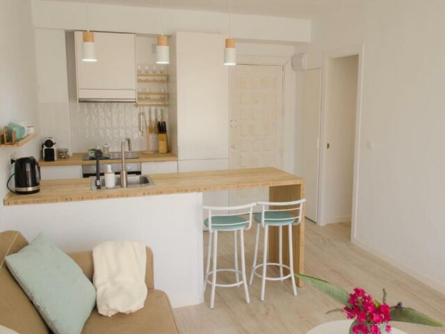 Amazing Modern apartment next to the beach - Marbella is a cheap rent for a flat in Marbella next to the beach