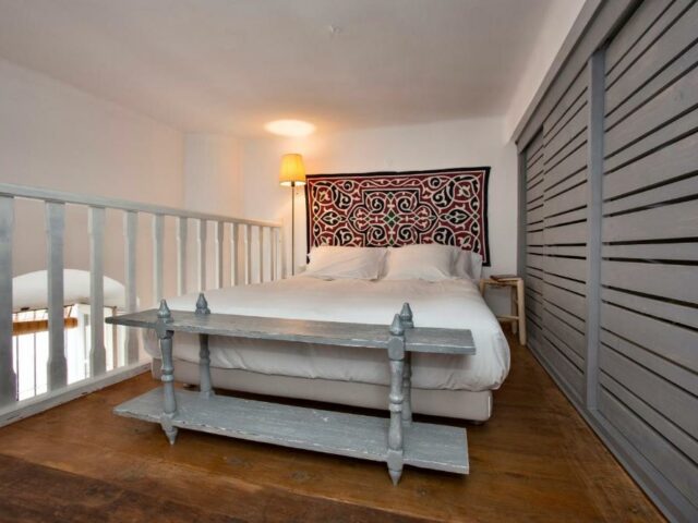 A relaxed bohemian vibe in Old town is an unique apartment in the old Town of Marbella, cheap offer in Marbella